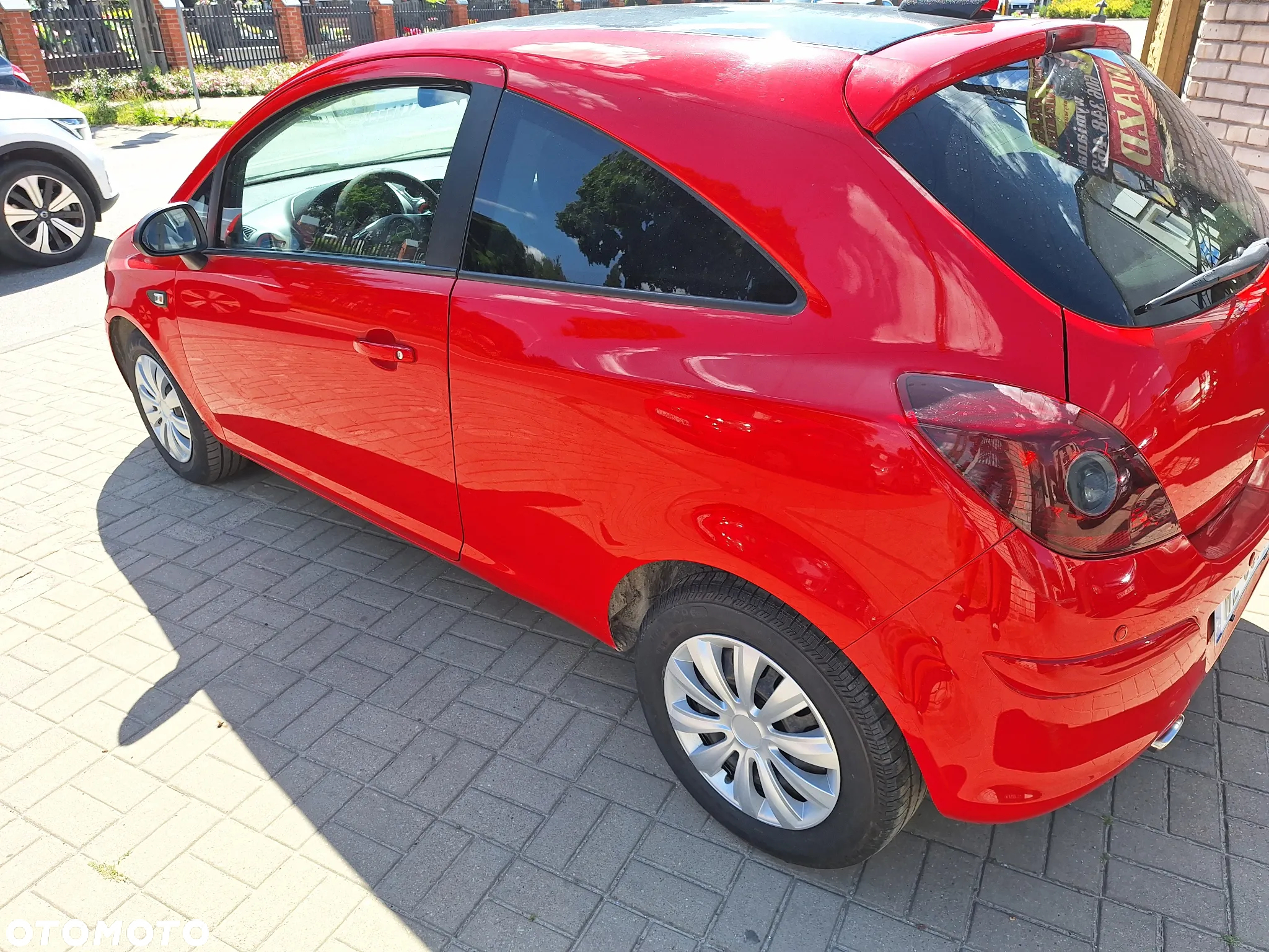 Opel Corsa 1.4 16V Color Edition - 4