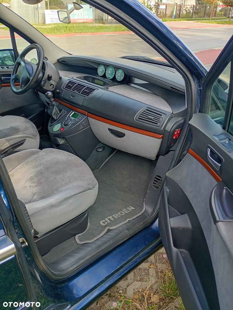 Citroën C8 - 6