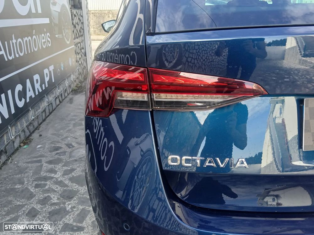 Skoda Octavia Break 2.0 TDI Ambition DSG - 9