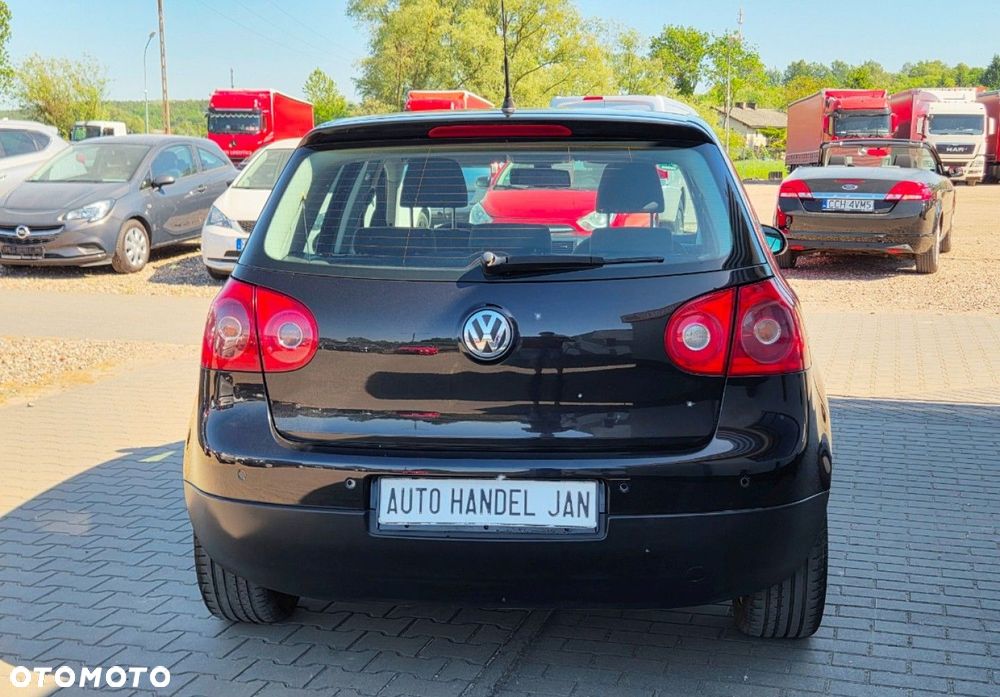Volkswagen Golf - 21