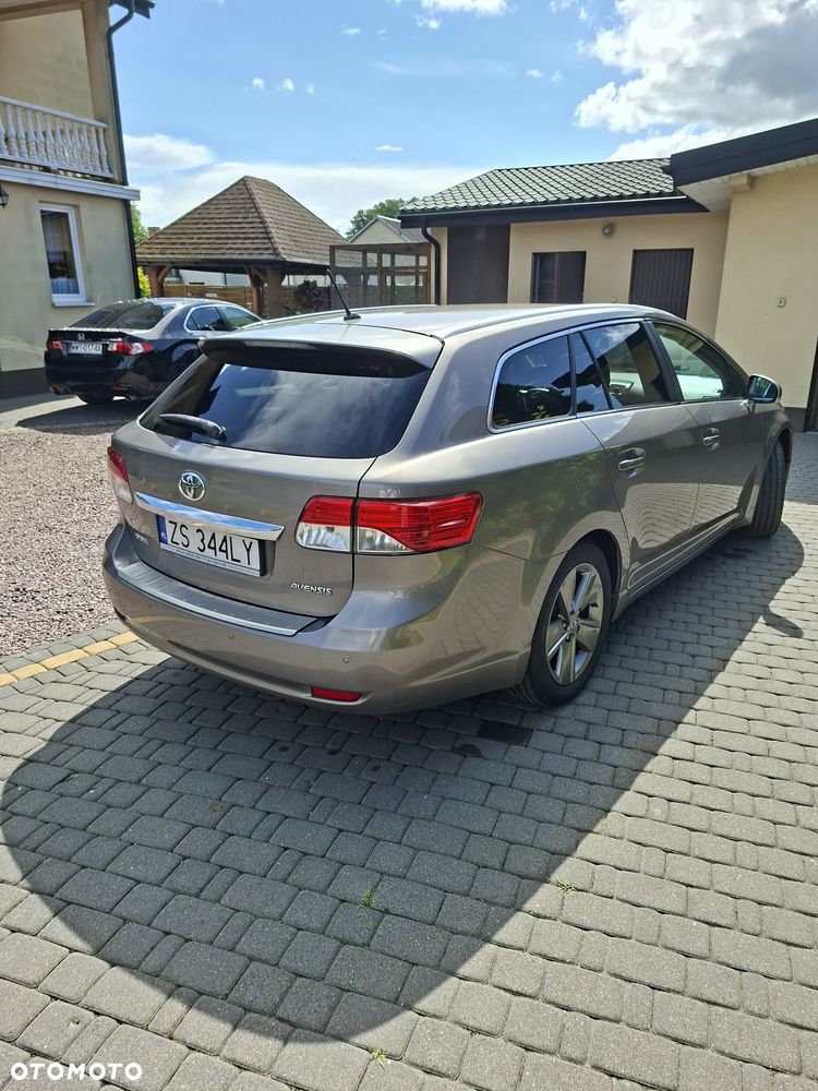 Toyota Avensis 1.8 Prestige - 5