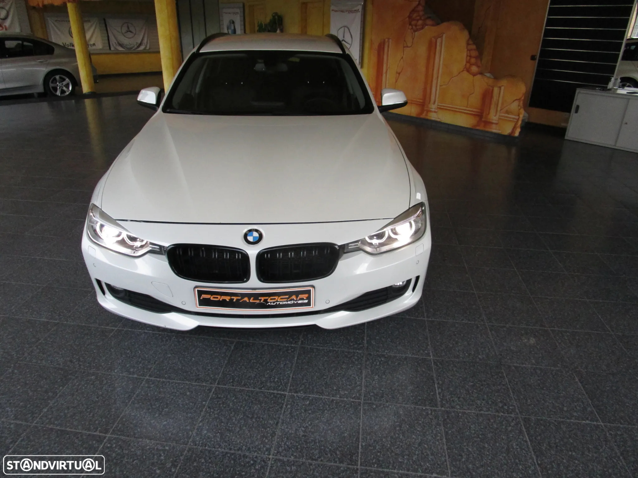 BMW 320 d Touring Aut. Sport Line - 4