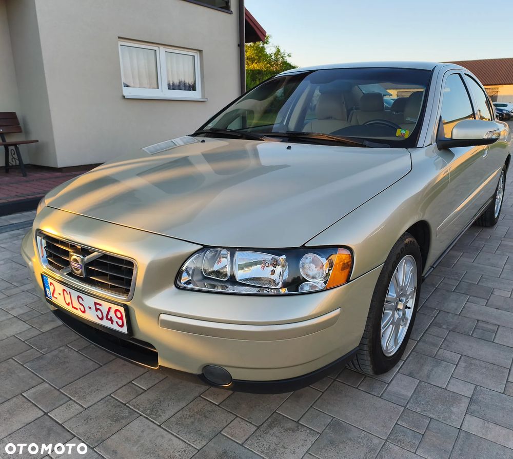 Volvo S60 2.4D Kinetic - 1
