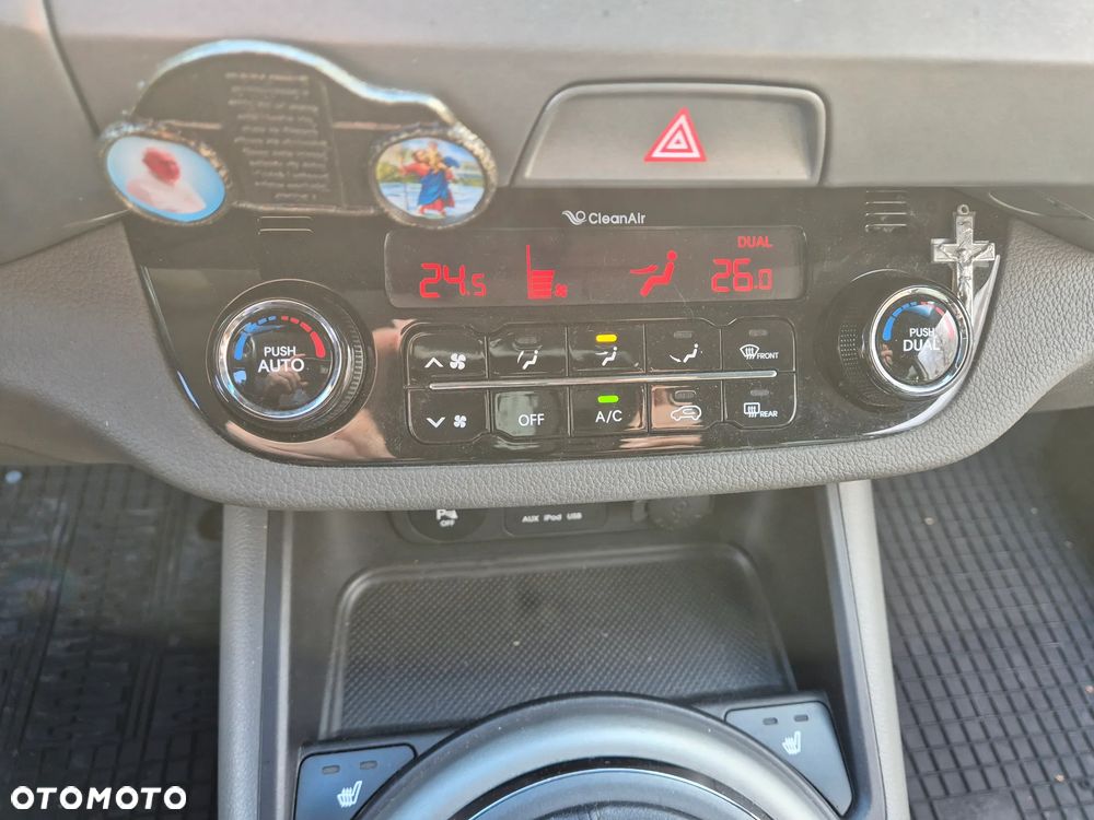 Kia Sportage 2.0 CRDI XL - 21