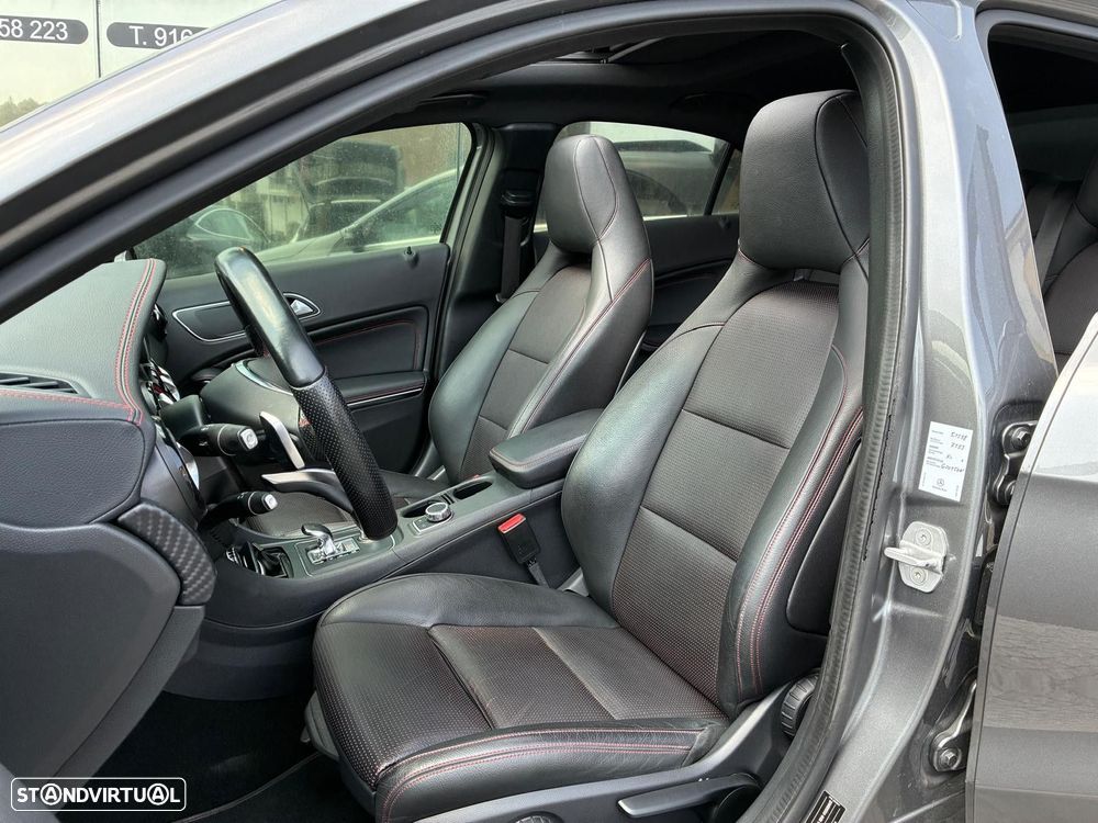 Mercedes-Benz A 45 AMG 4-Matic - 16