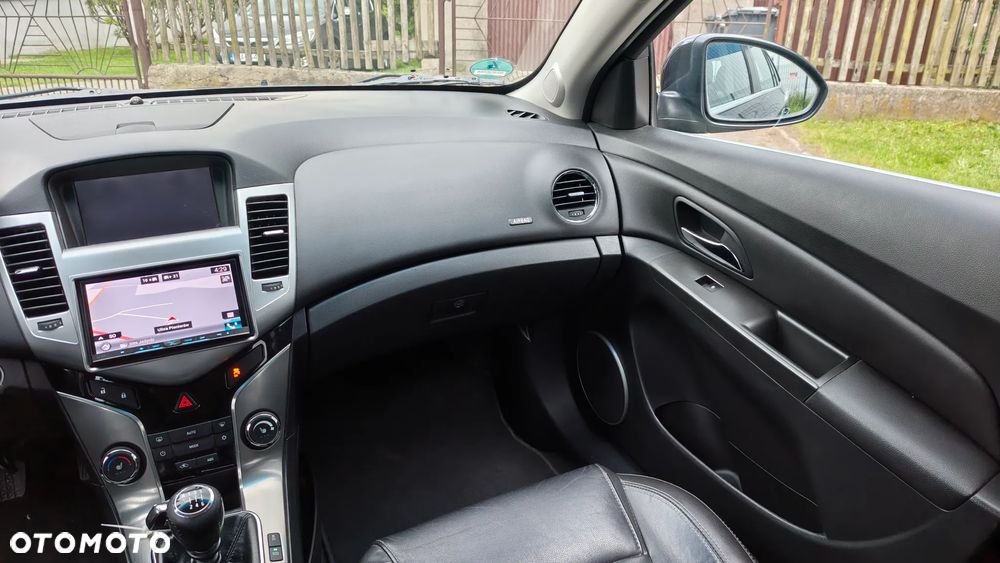 Chevrolet Cruze 1.4T LTZ+ - 24