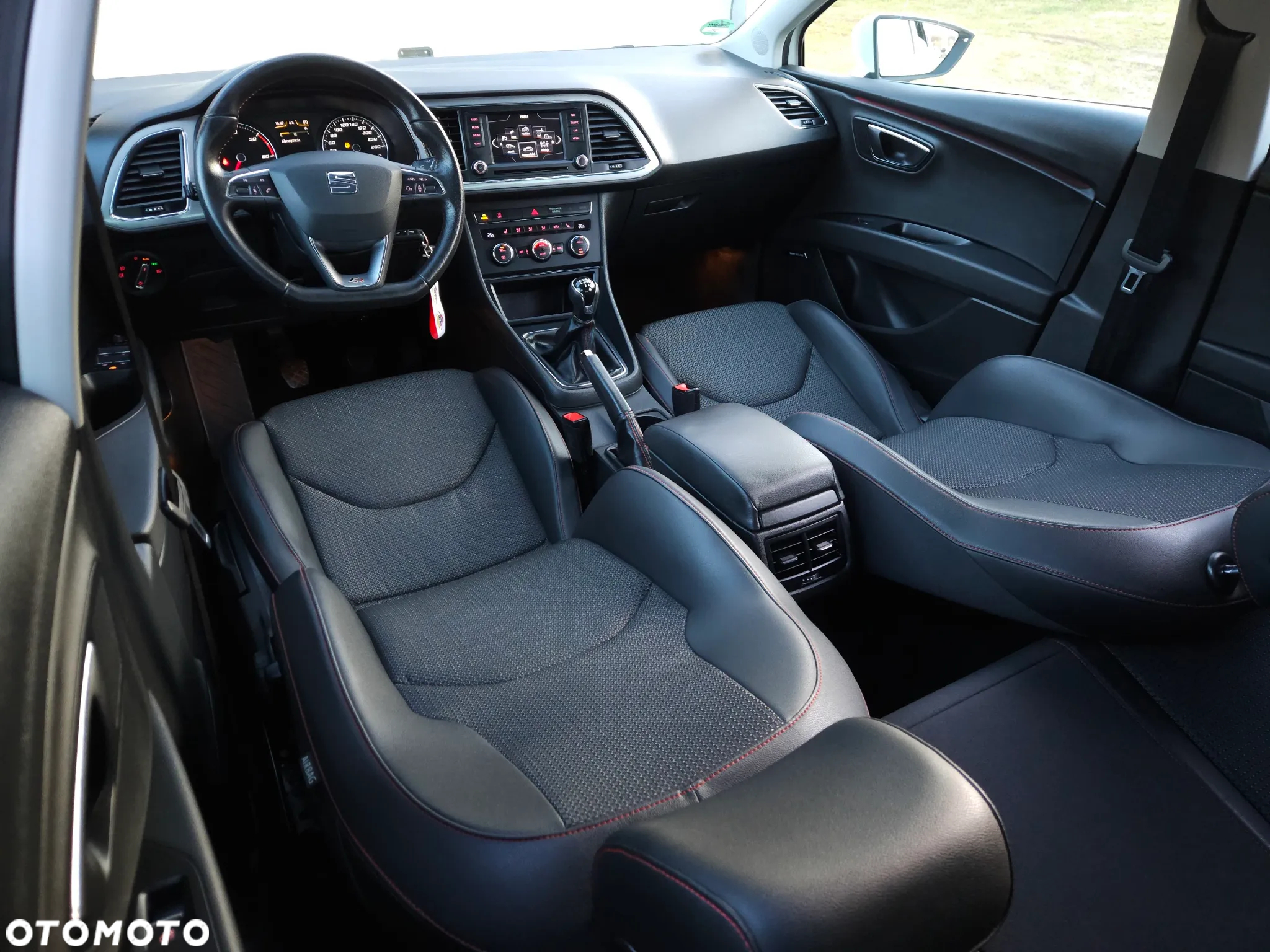 Seat Leon 2.0 TDI DPF FR Black Matt Edition - 36