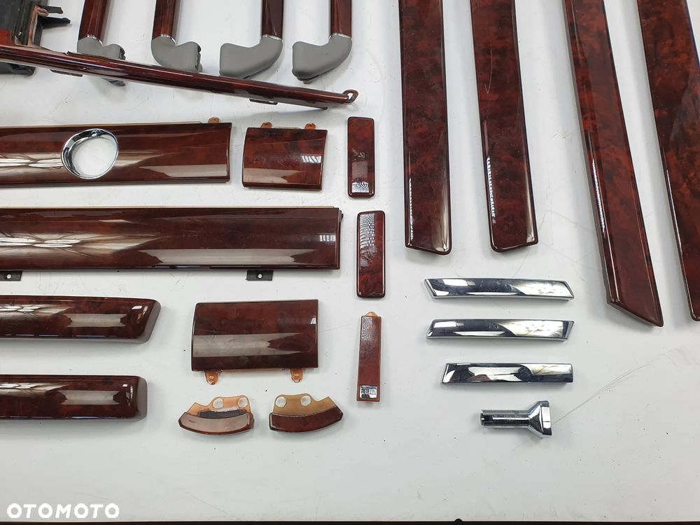 LG9R Volkswagen Phaeton 6.0 W12 2003 sedan nie long Środek Dekory komplet - 5