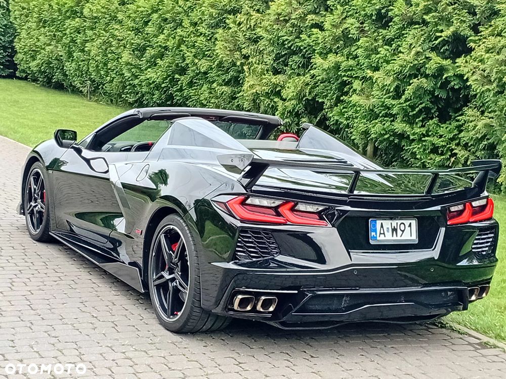 Chevrolet Corvette - 9
