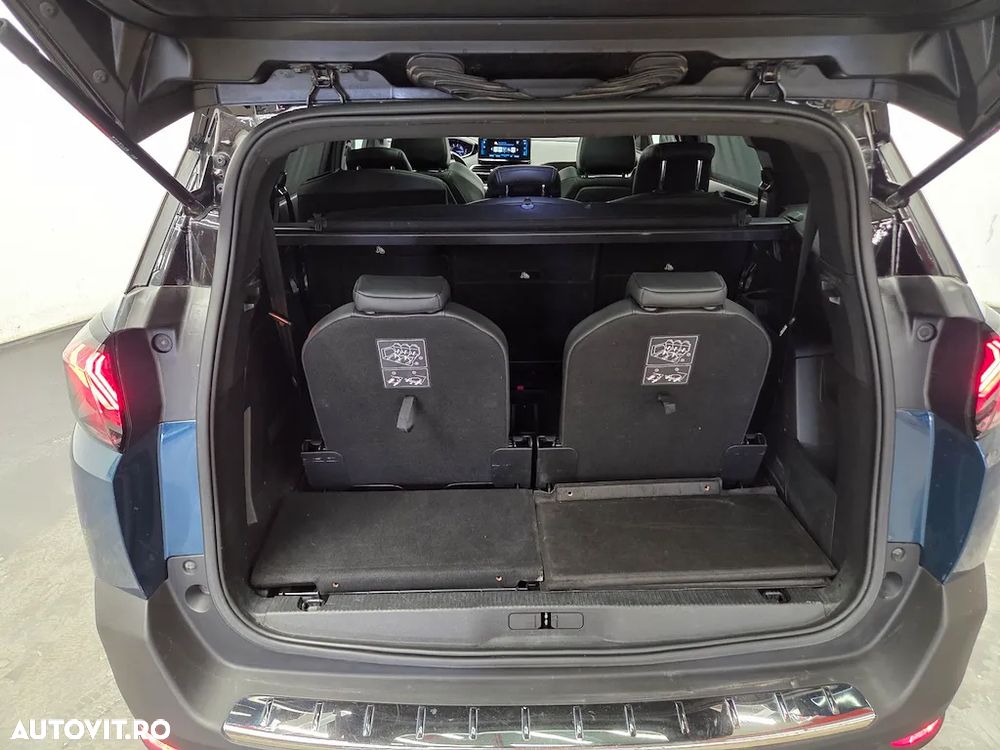 Peugeot 5008 BlueHDI 130 EAT8 GT - 11