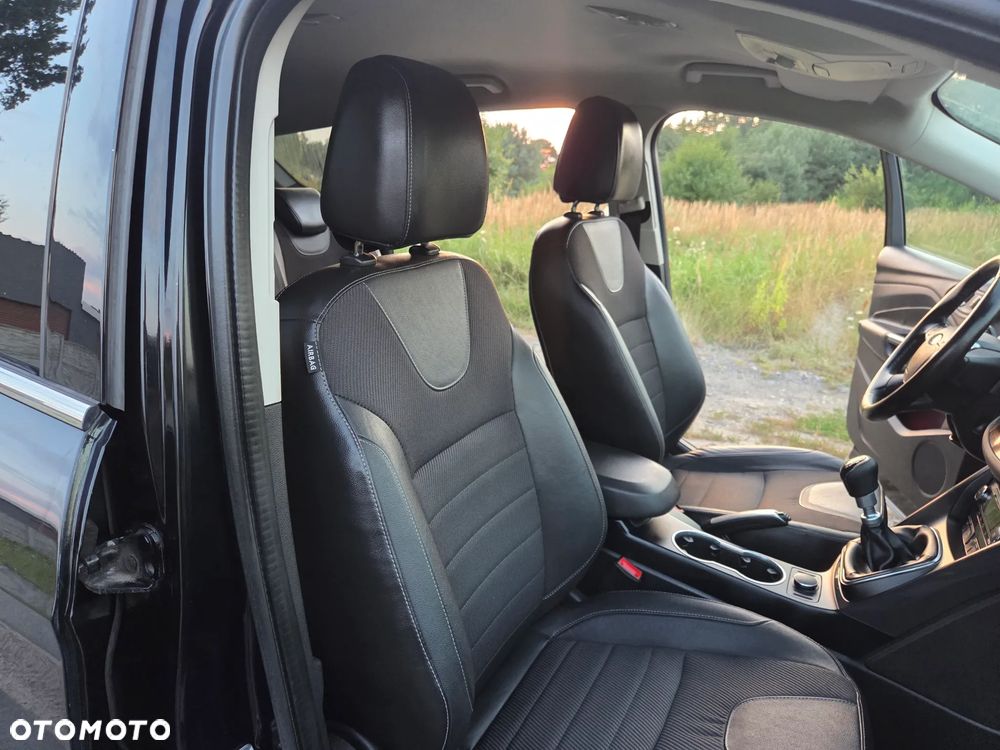 Ford Kuga 2.0 TDCi Individual - 27