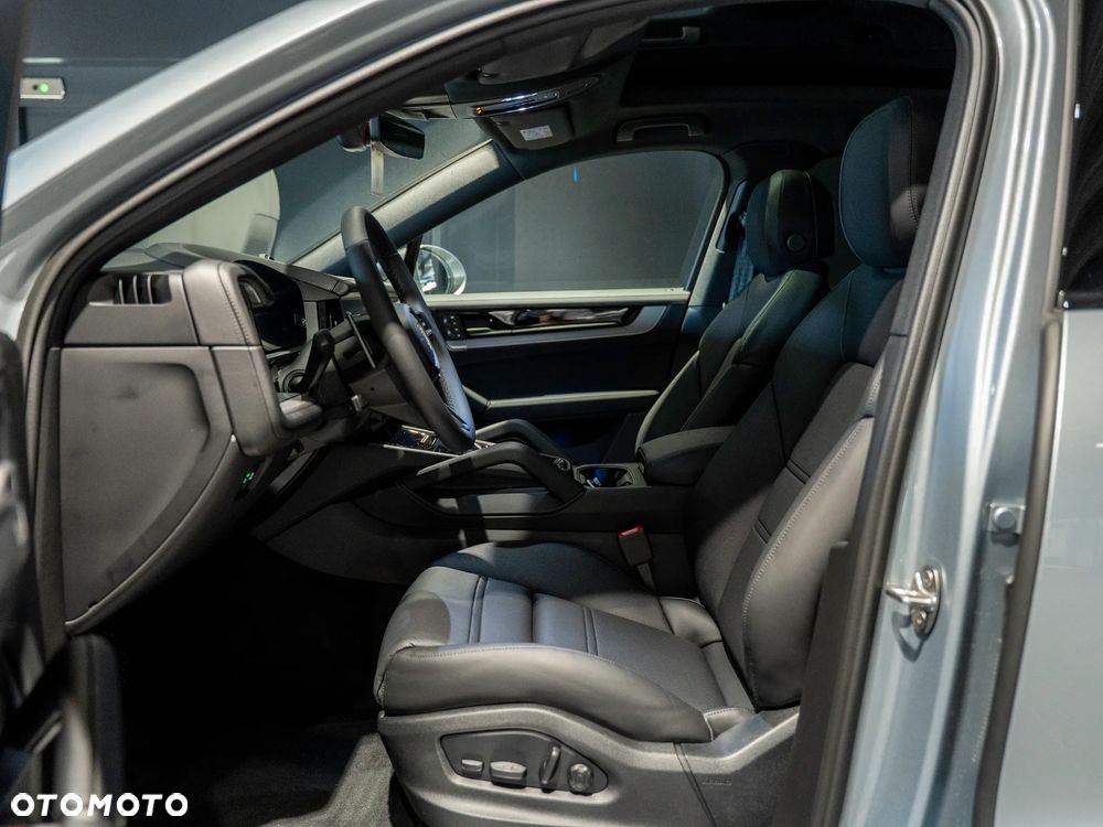 Porsche Cayenne E-Hybrid PHEV - 25