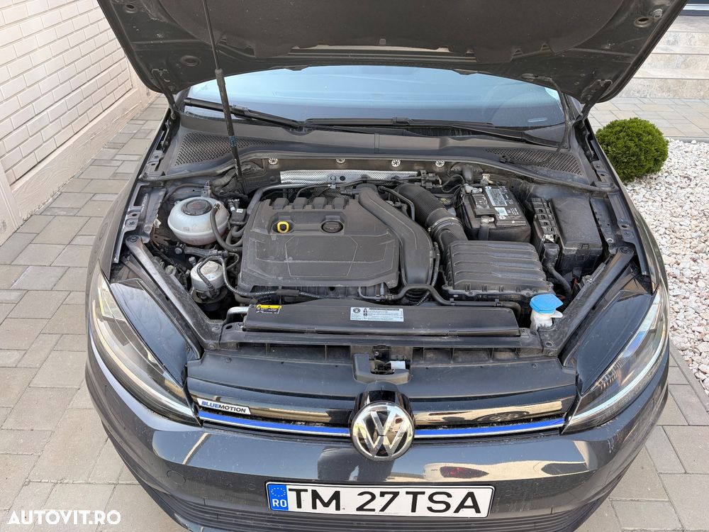 Volkswagen Golf 1.5 TSI ACT Life - 7