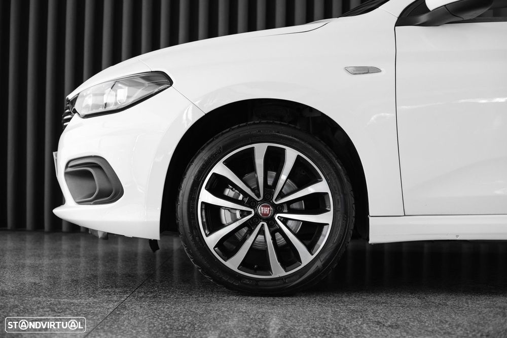 Fiat Tipo Station Wagon 1.3 M-Jet Lounge - 9