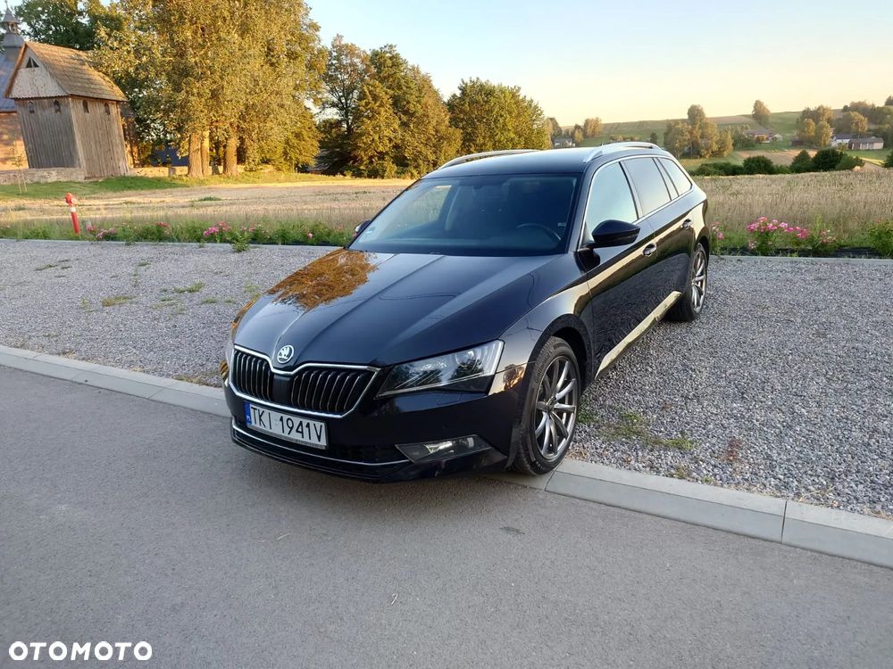 Skoda Superb 2.0 TDI Ambition - 1