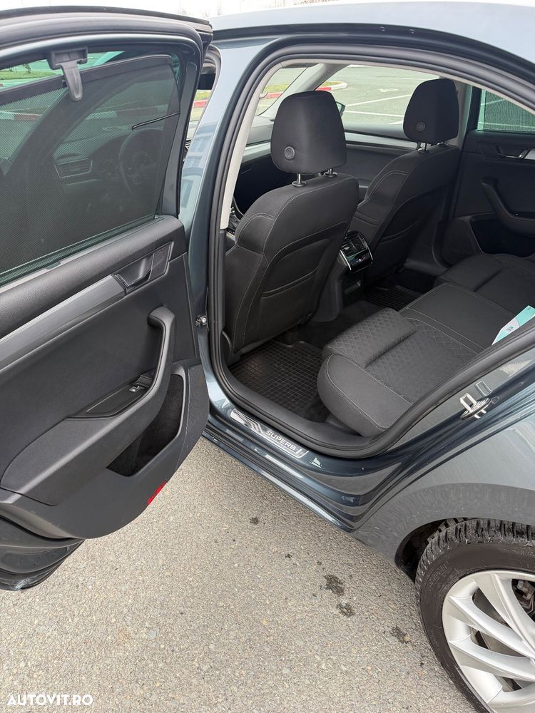 Skoda Superb 2.0 TDI DSG Style - 15