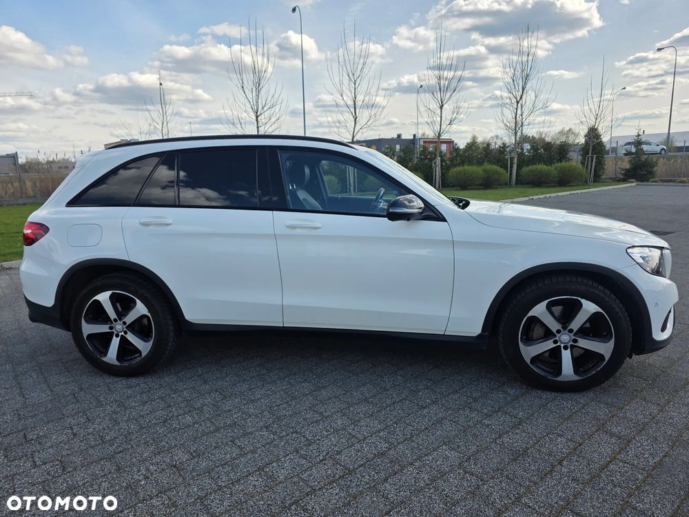 Mercedes-Benz GLC - 3