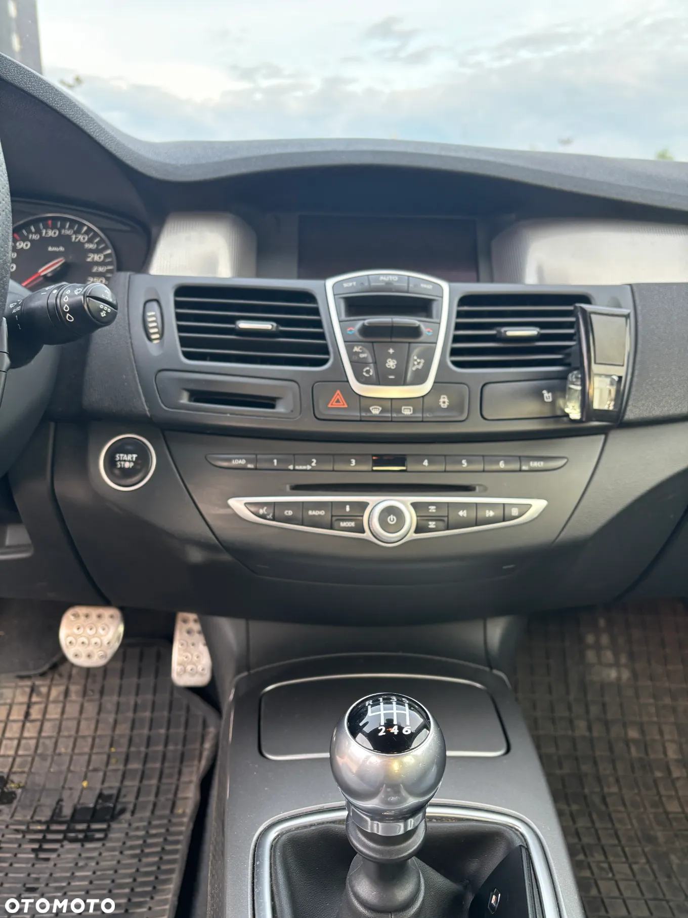 Renault Laguna 2.0 dCi Bose Edition - 11