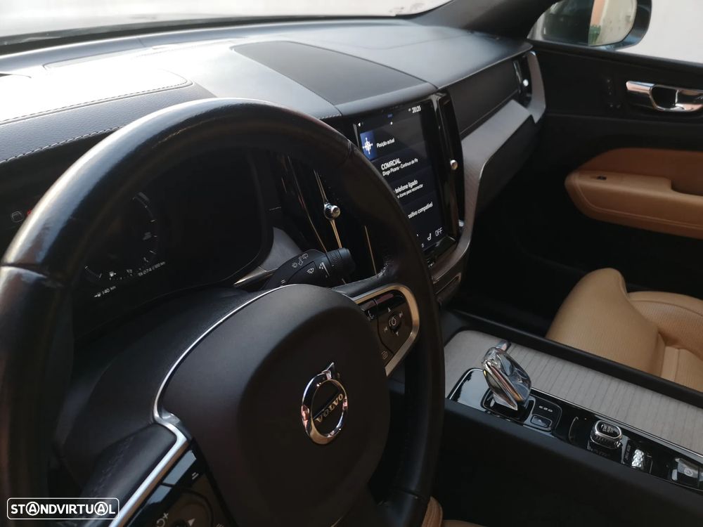 Volvo XC 60 2.0 B5 Inscription AWD - 9
