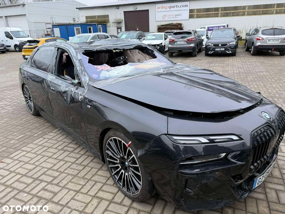 BMW Seria 7 750e xDrive - 2
