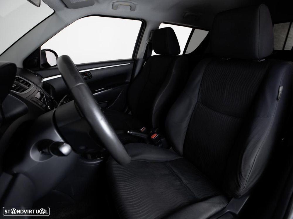 Suzuki Swift - 7