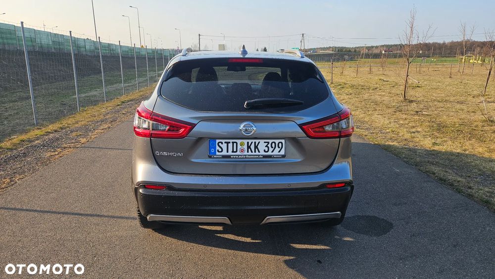 Nissan Qashqai 1.2 DIG-T Xtronic TEKNA+ - 8