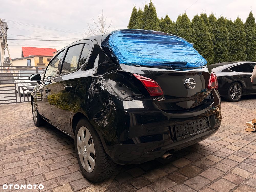 Opel Corsa 1.4 16V Cosmo - 5