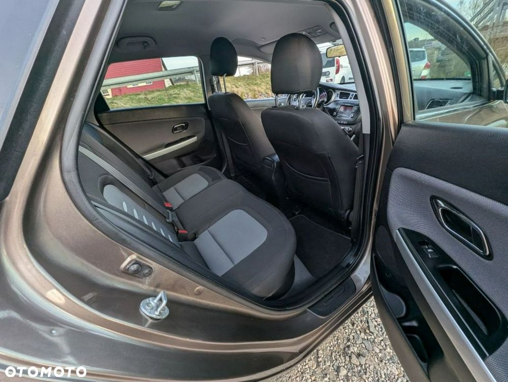 Kia Ceed - 7