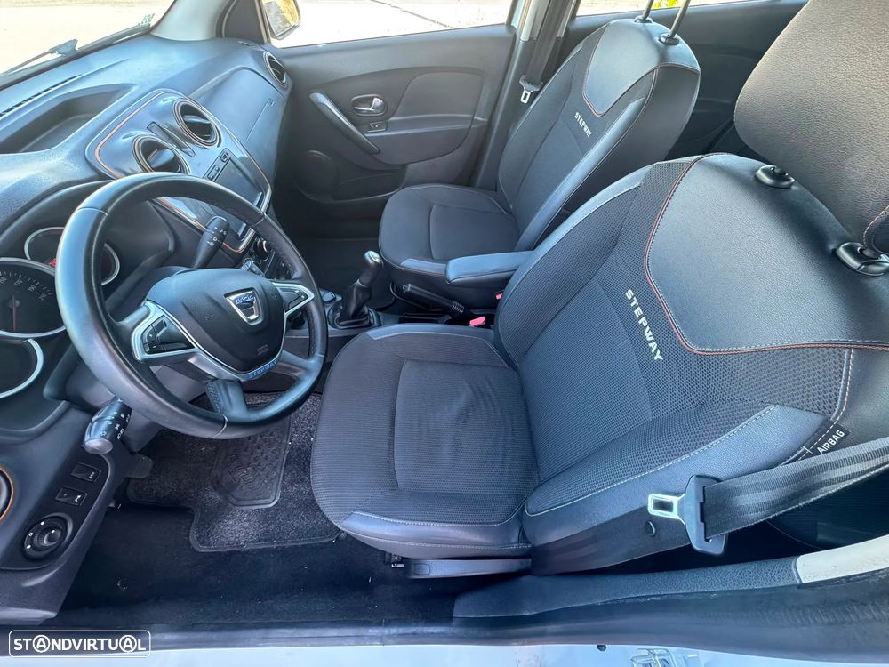 Dacia Sandero 0.9 TCe SL Stepway of Life Bi-Fuel - 6