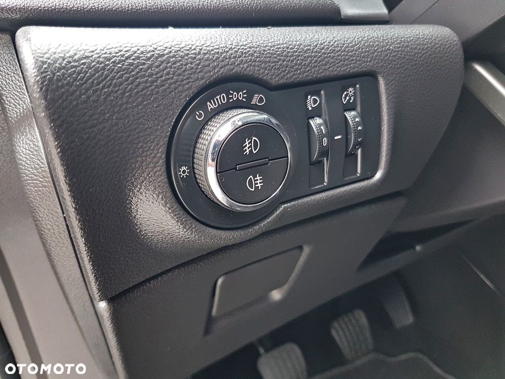 Opel Astra 1.4 Turbo ecoFLEX Start/Stop Innovation - 11