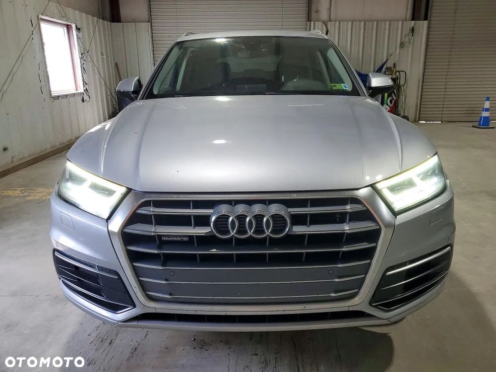Audi Q5 2.0 TFSI Quattro S tronic design - 5
