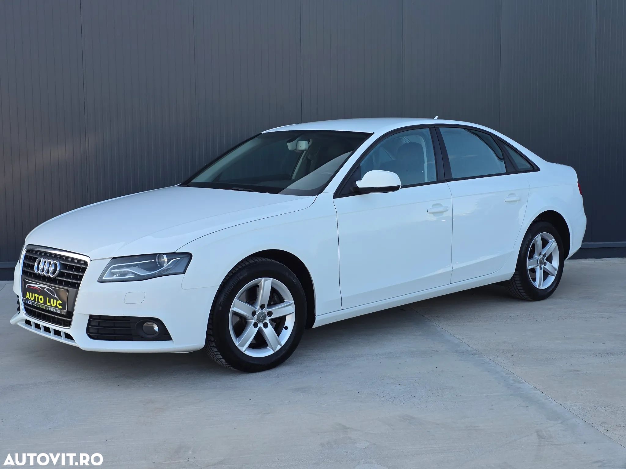 Audi A4 2.0 TDI Multitronic Avant - 1
