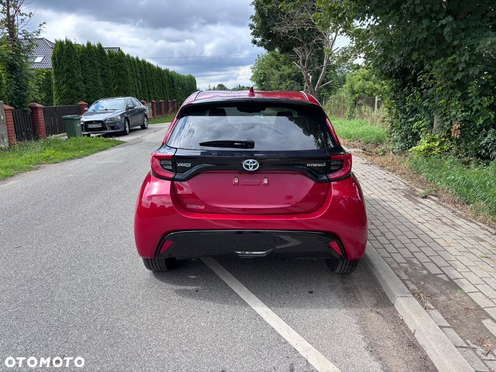 Toyota Yaris 1.5 VVT-i Elegant - 10