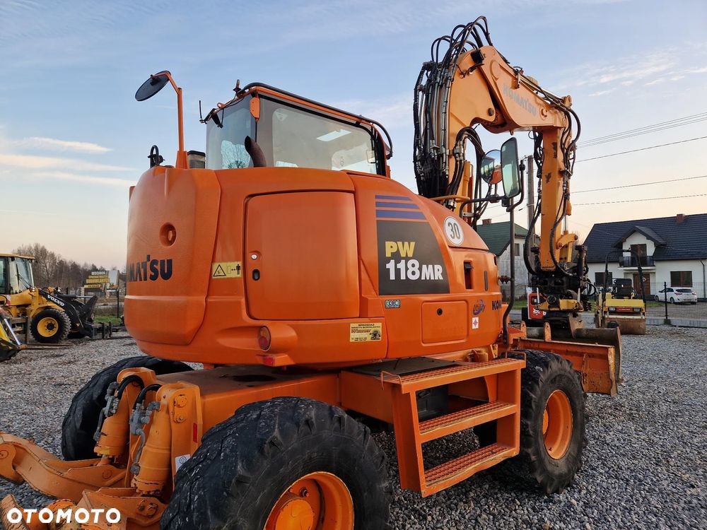 Komatsu PW118 - 2