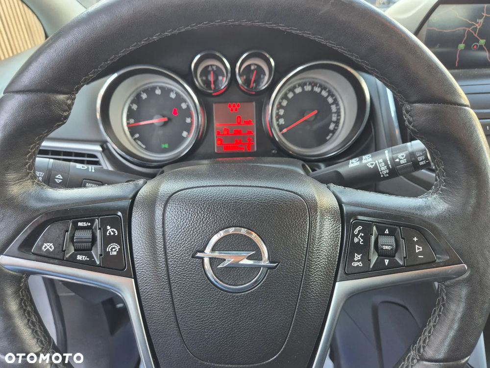 Opel Zafira Tourer 1.4 Turbo Business Innovation - 36