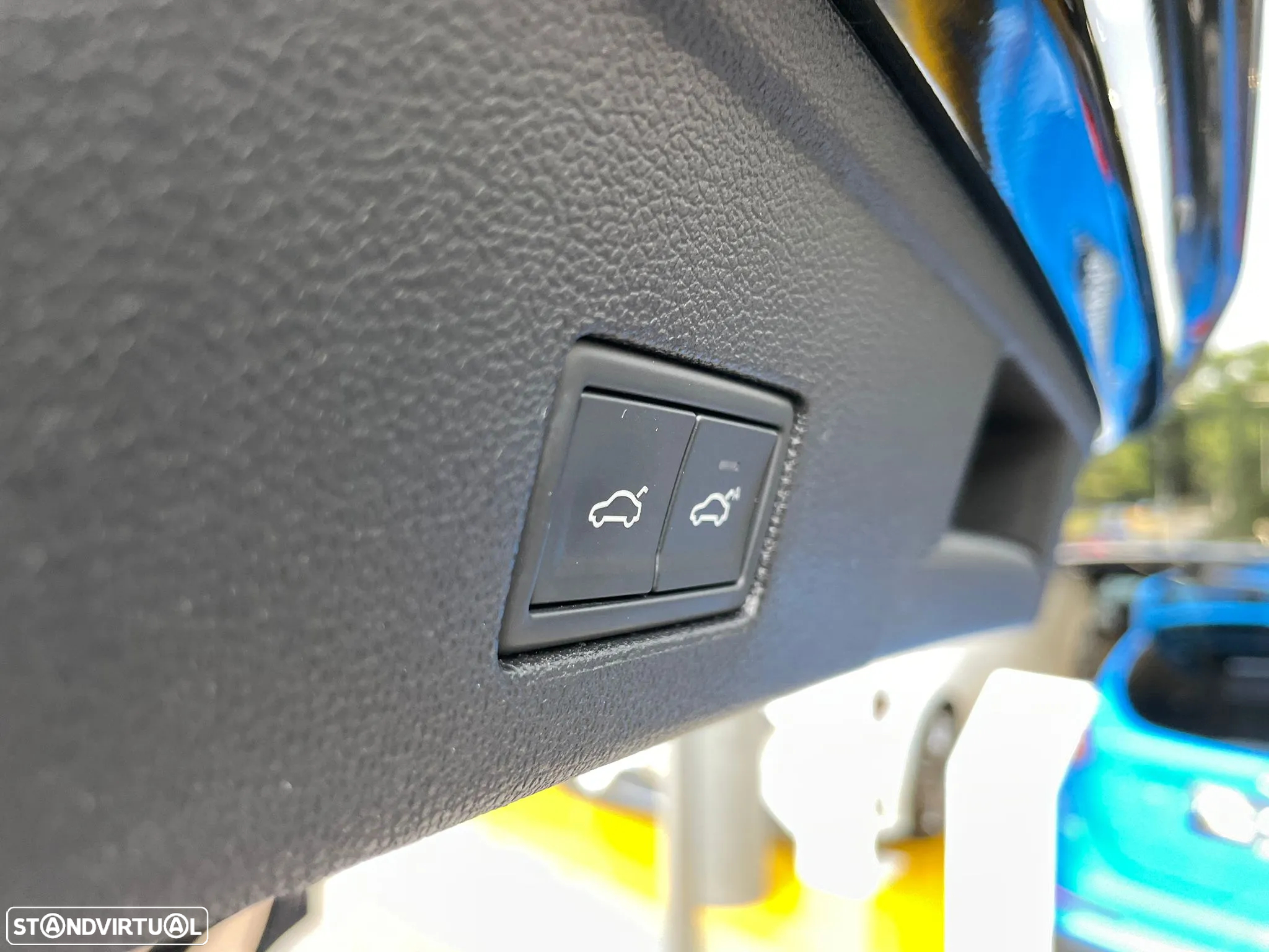 VW Touareg 3.0 TDI V6 Elegance Plus - 42