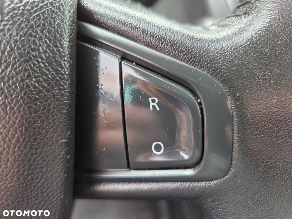 Renault Megane ENERGY TCe 115 Start & Stop LIMITED - 38