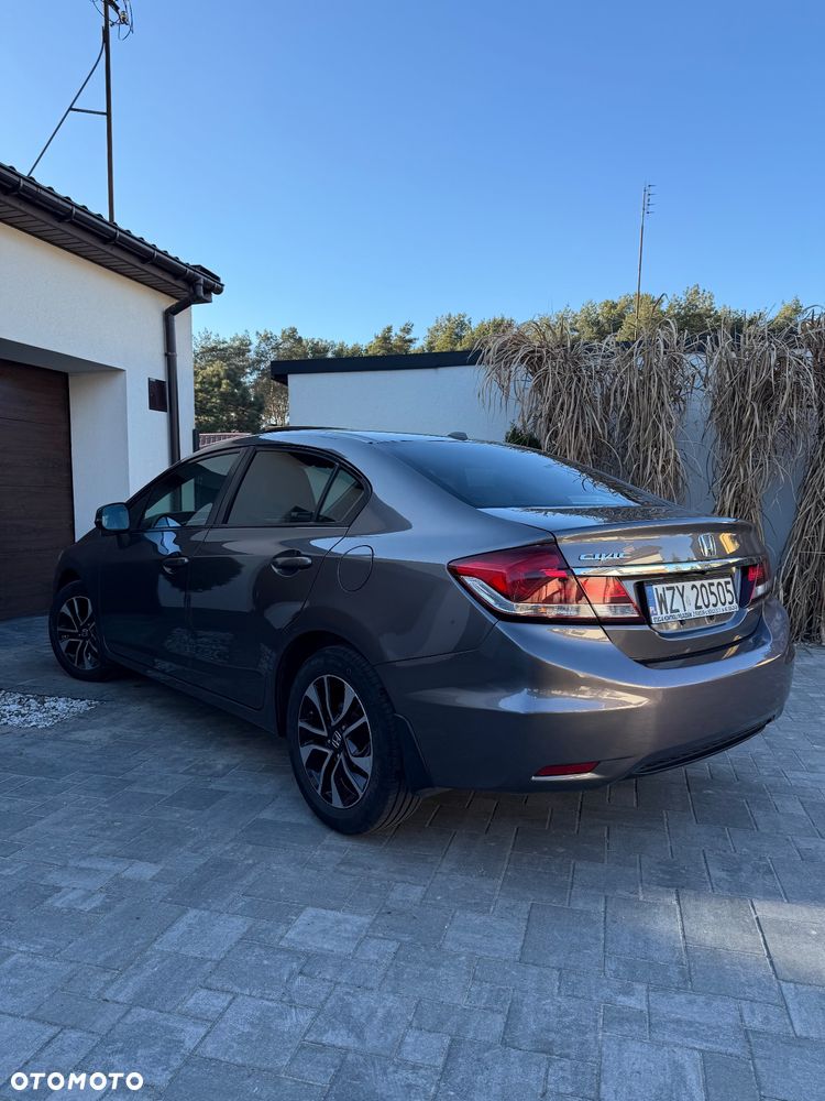 Honda Civic 1.8i-VTEC Automatik Executive - 9