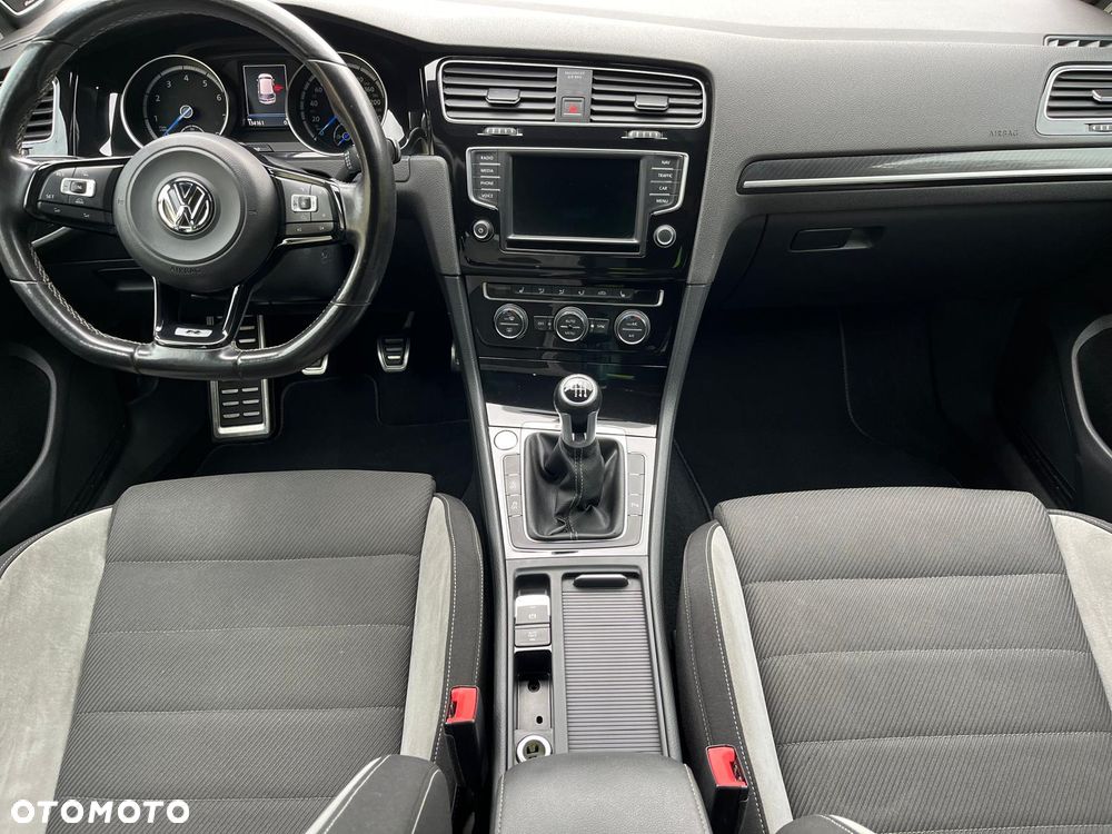 Volkswagen Golf 2.0 TSI BMT 4Mot R - 10