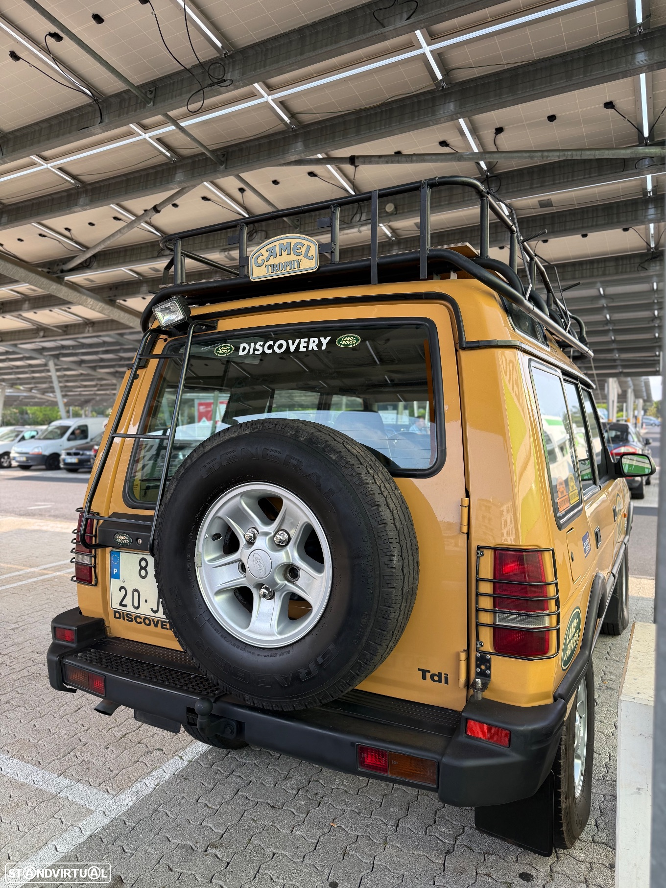 Land Rover Discovery 2.5 TDi Camel Trophy - 15