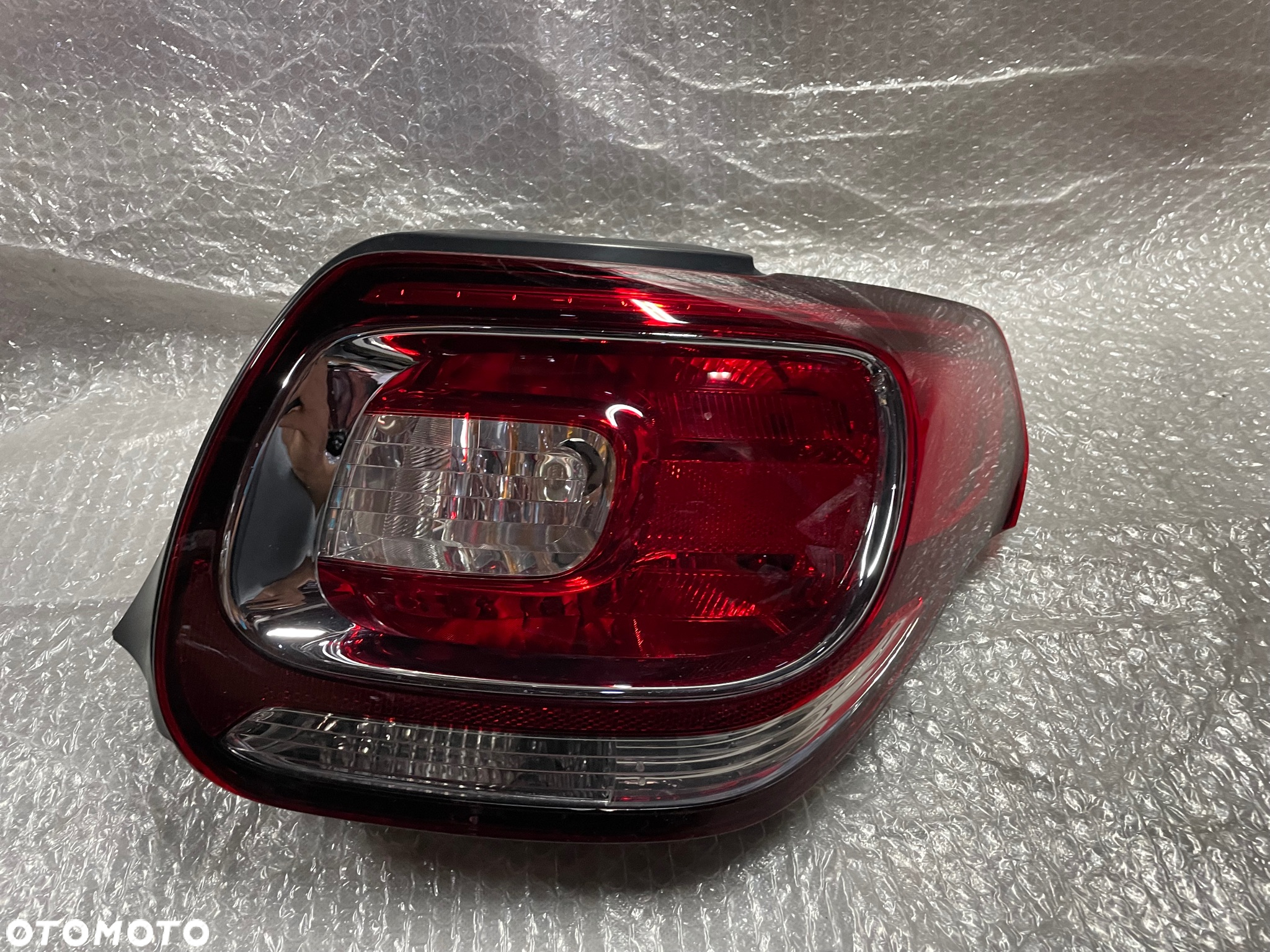 LAMPA TYŁ PRAWA CITROEN DS3 VP9PPX-13404-AX - 9