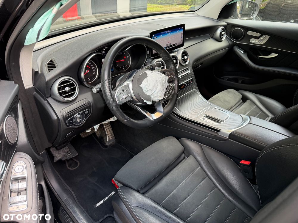 Mercedes-Benz GLC 200 d 4Matic 9G-TRONIC AMG Line - 4