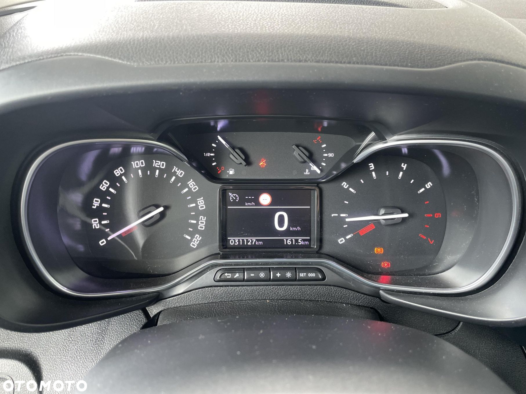 Toyota Proace City - 17