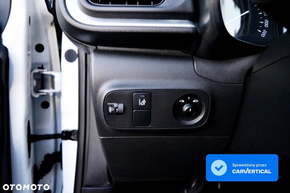 Citroën C3 Pure Tech 82 FEEL - 8