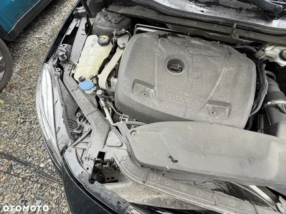 Volvo V40 T2 Momentum - 18