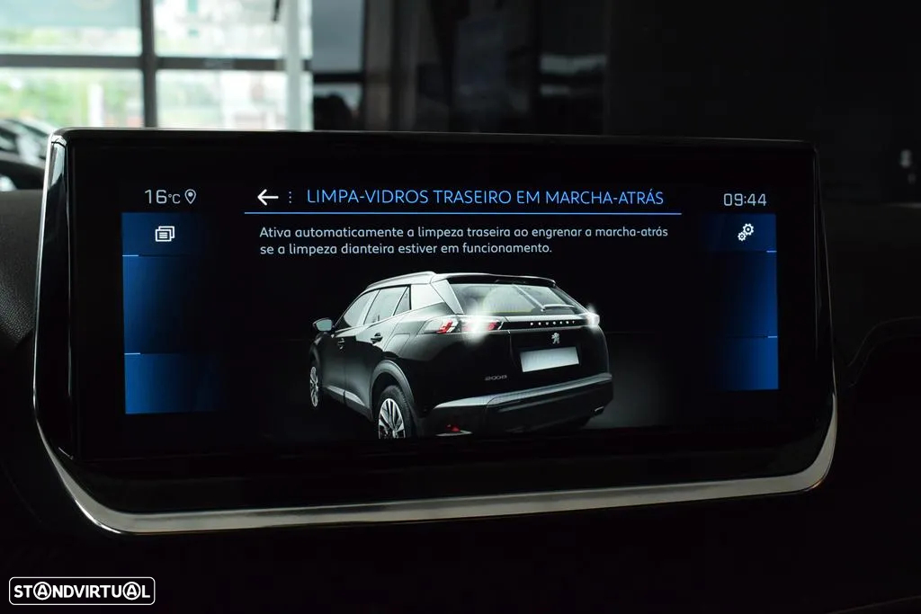 Peugeot 2008 1.5 BlueHDi GT Line EAT8 - 24