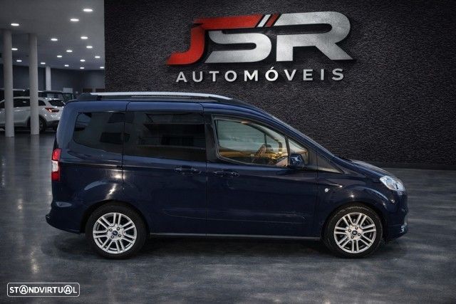 Ford Tourneo Courier 1.0 EcoBoost Ambiente - 4