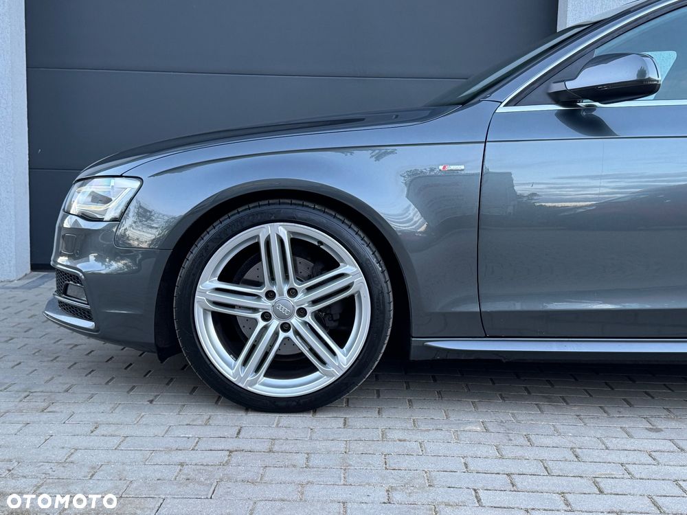 Audi A4 Avant 2.0 TDI DPF clean diesel S line Sportpaket - 9