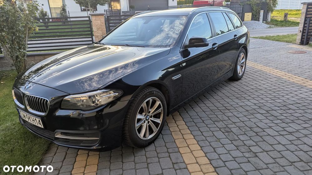 BMW Seria 5 520d xDrive Luxury Line - 3