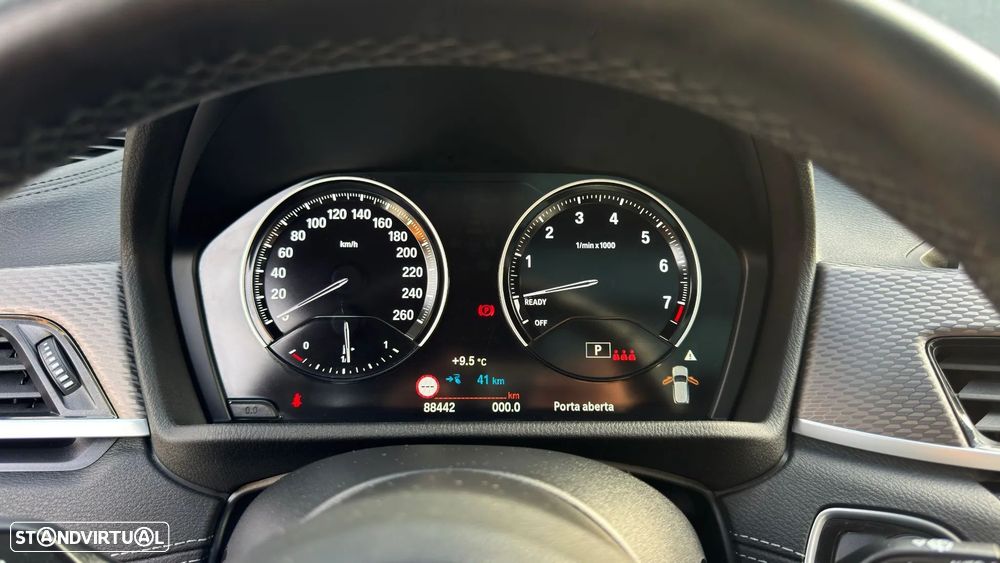 BMW X2 25 e xDrive Pack M - 17